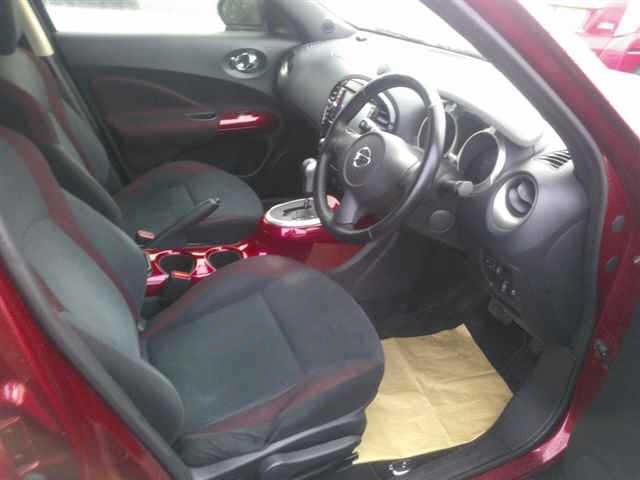 NISSAN JUKE