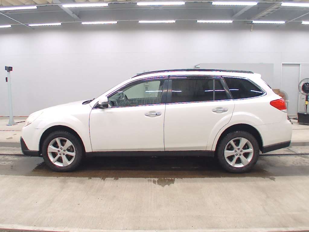 SUBARU OUTBACK