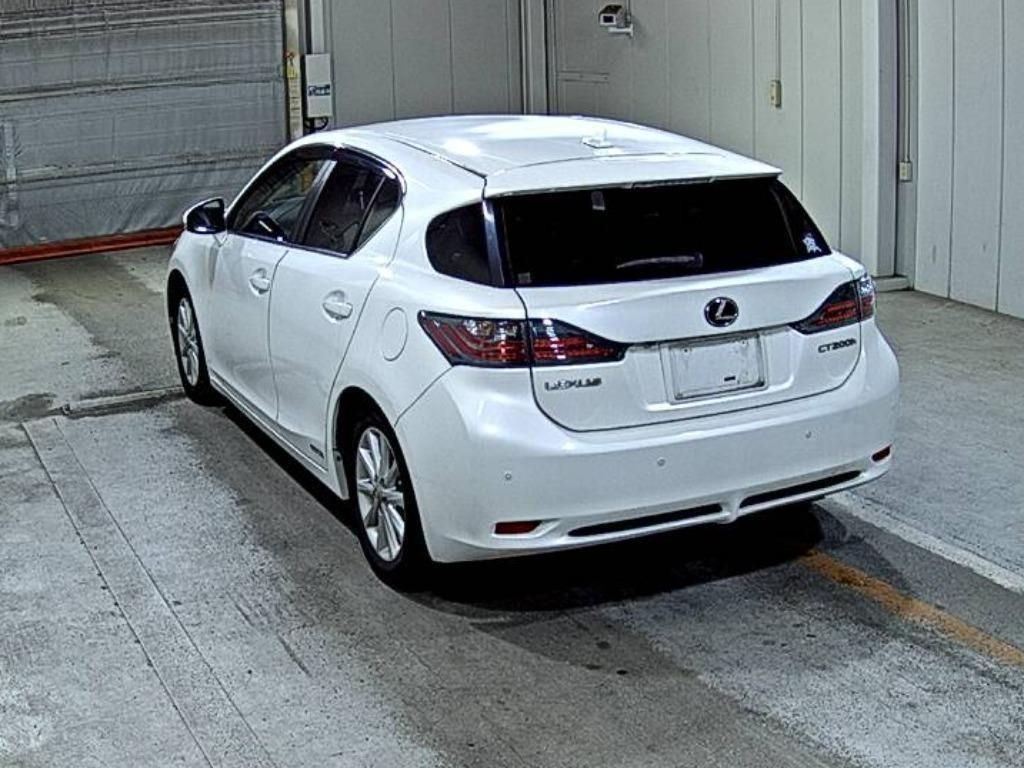 LEXUS CT200H