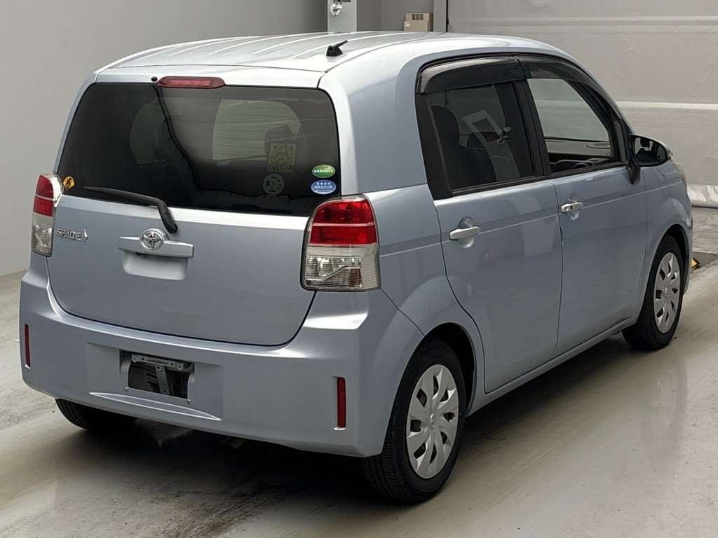 TOYOTA SPADE