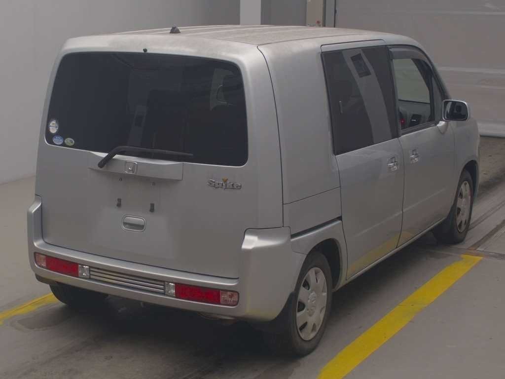 HONDA MOBILIO SPIKE