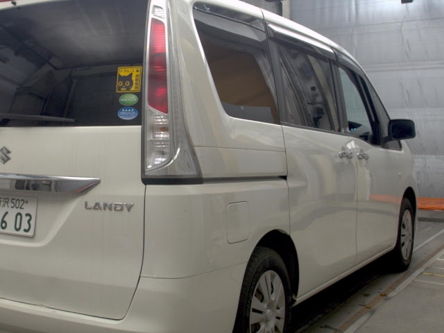 SUZUKI LANDY