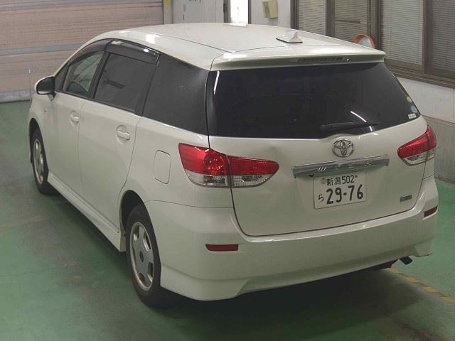 TOYOTA WISH