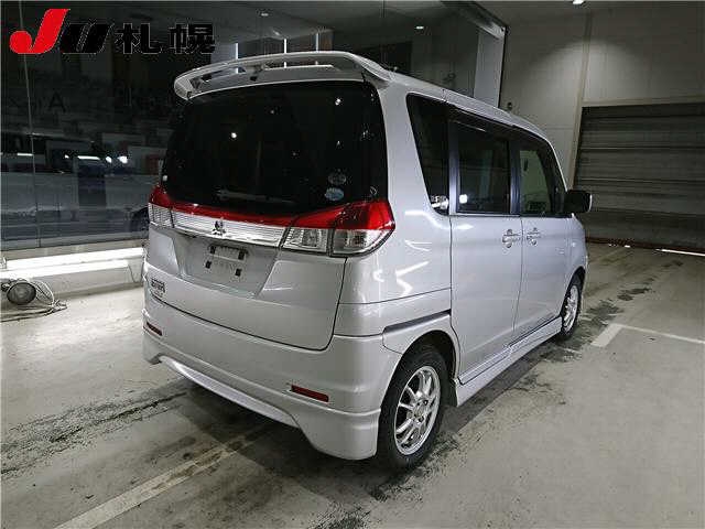 MITSUBISHI DELICA D:2