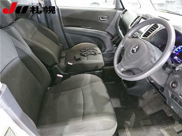 MITSUBISHI DELICA D:2