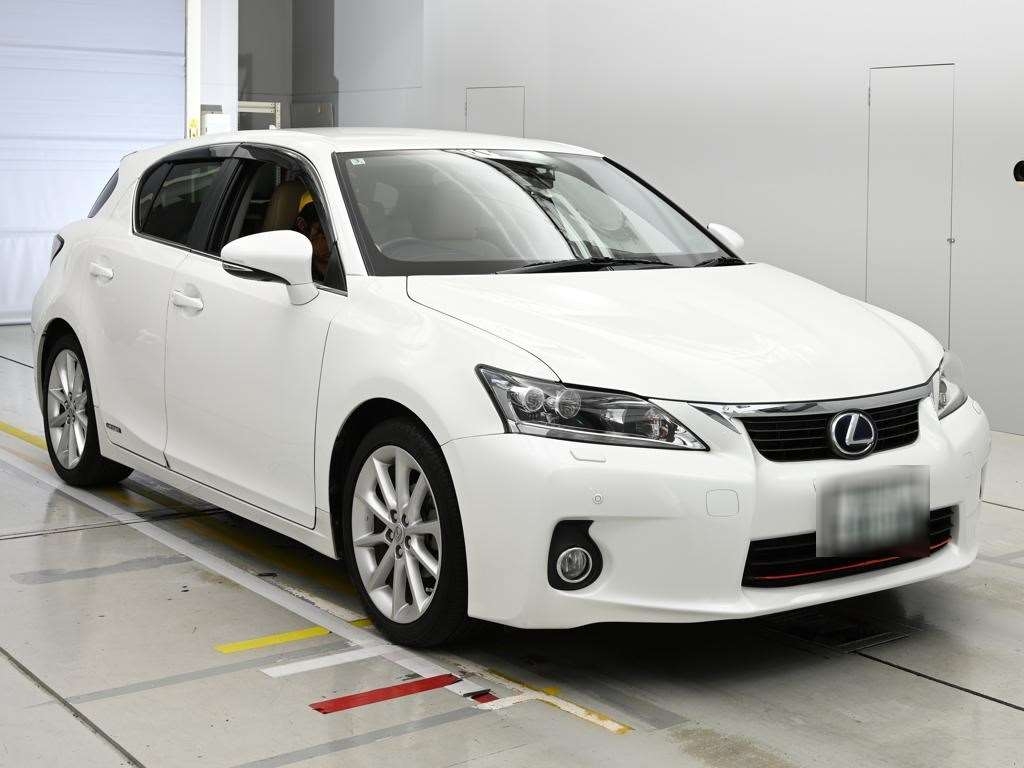 LEXUS CT200H