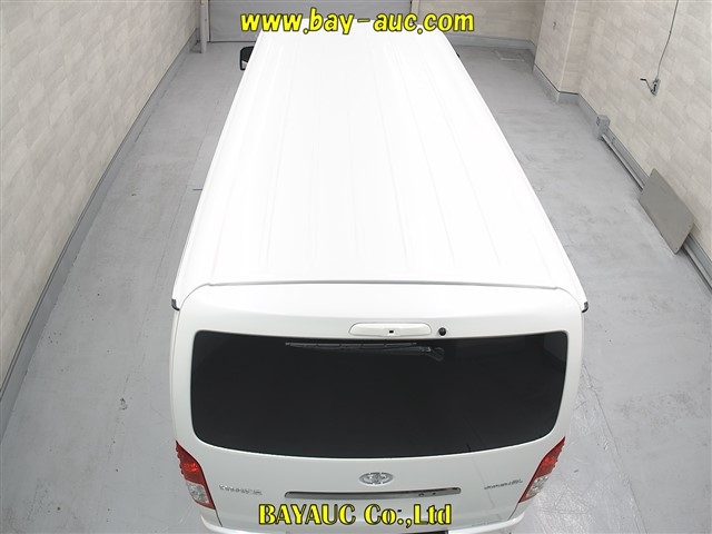 TOYOTA REGIUS ACE