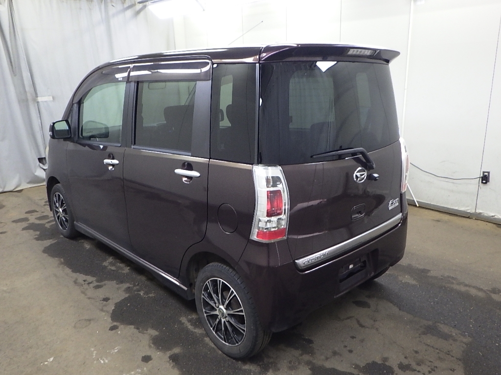 DAIHATSU TANTO EXE