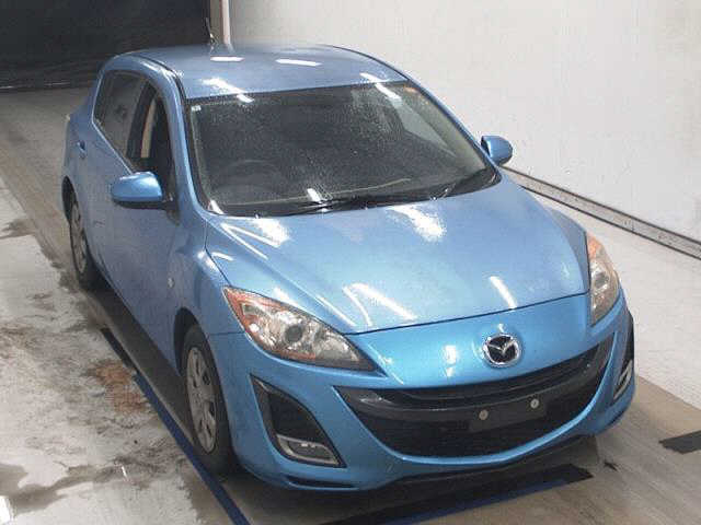 MAZDA AXELA