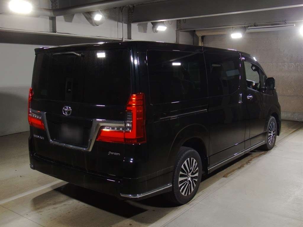 TOYOTA GRANACE