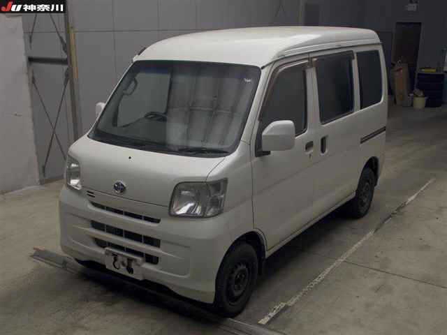 TOYOTA PIXIS VAN