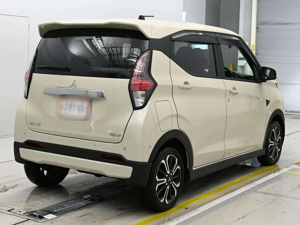 MITSUBISHI EK X EV