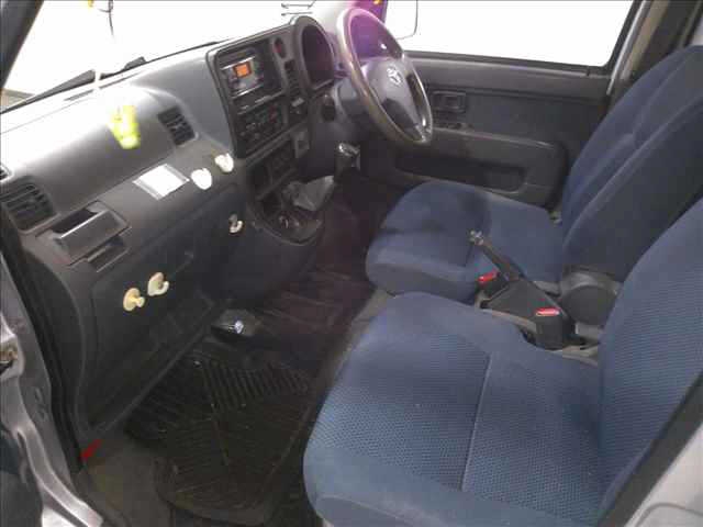 TOYOTA PIXIS VAN
