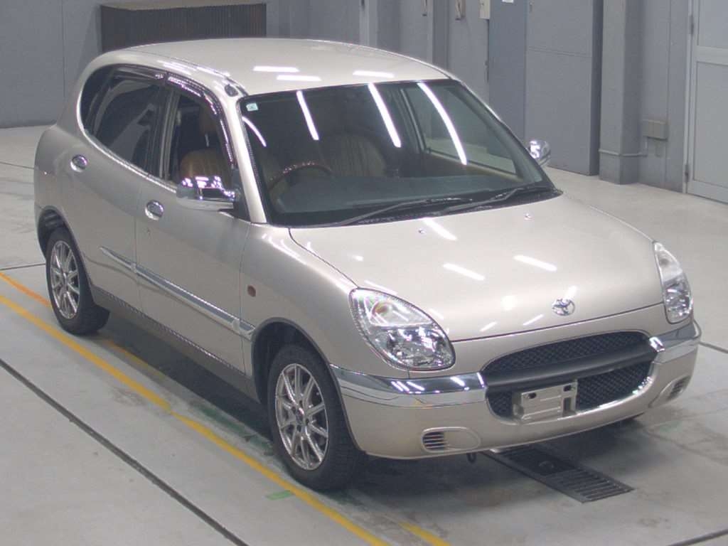 TOYOTA DUET