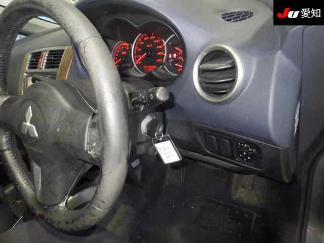 MITSUBISHI COLT PLUS