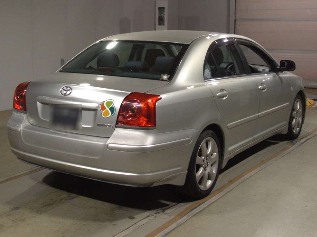 TOYOTA AVENSIS