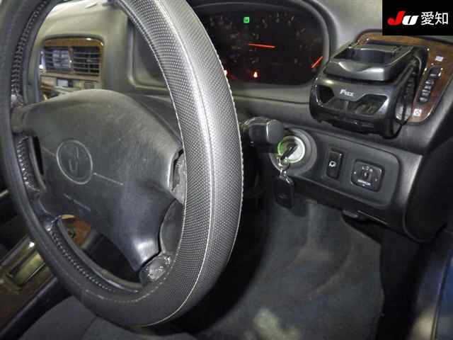 TOYOTA WINDOM