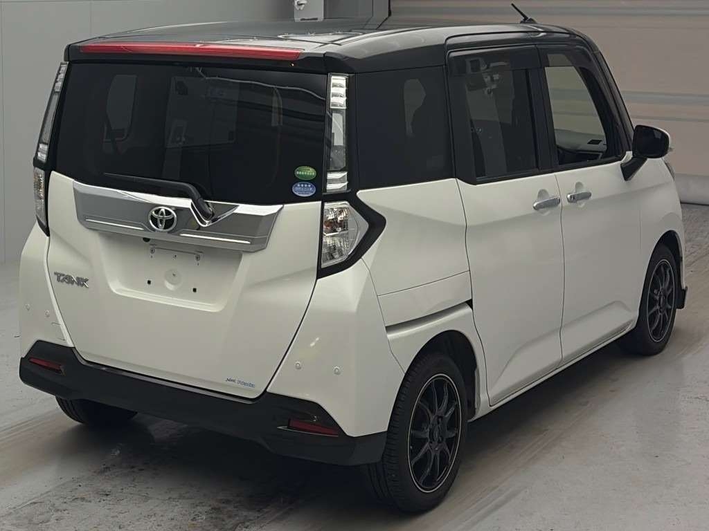 TOYOTA TANK