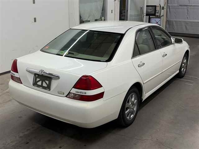 TOYOTA MARK II