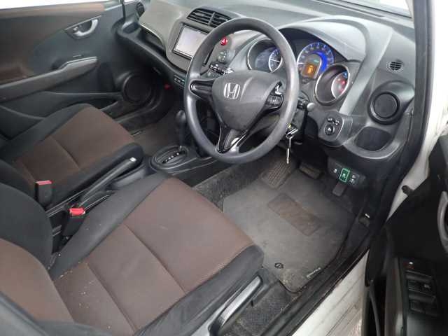HONDA FIT SHUTTLE