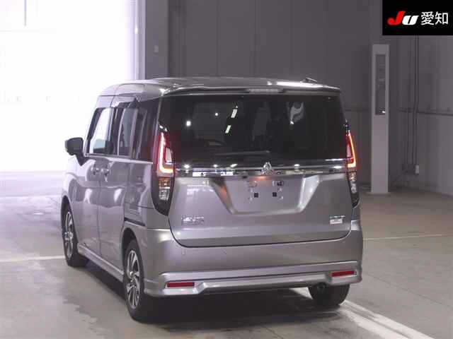 MITSUBISHI DELICA D:2