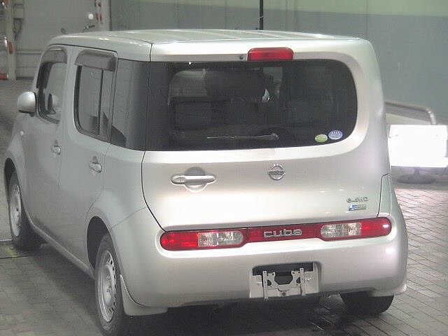 NISSAN CUBE