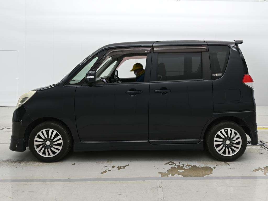 MITSUBISHI DELICA D:2