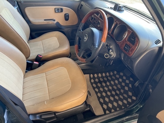 DAIHATSU MIRA GINO