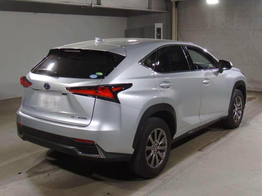LEXUS NX300H