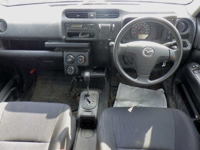 MAZDA FAMILIA