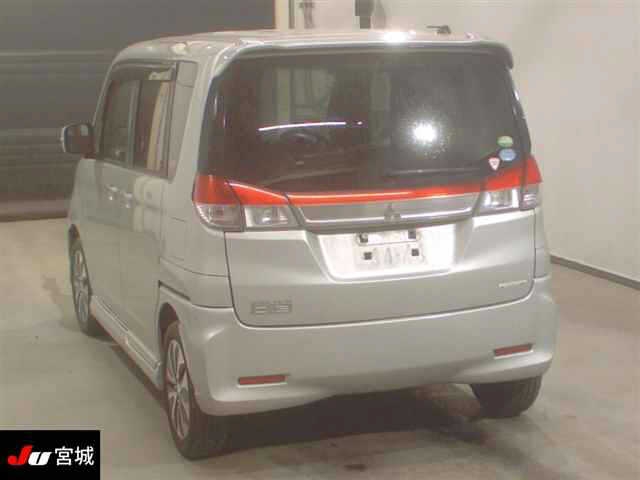 MITSUBISHI DELICA D:2