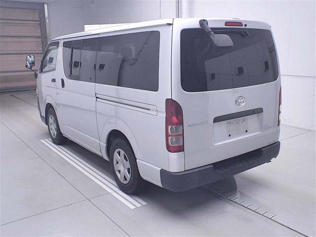 TOYOTA REGIUS ACE