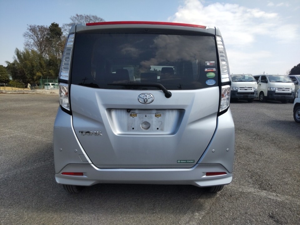TOYOTA TANK