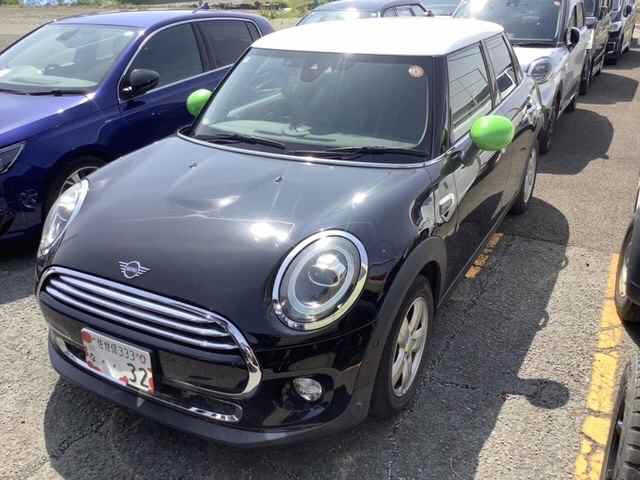 MINI HATCH