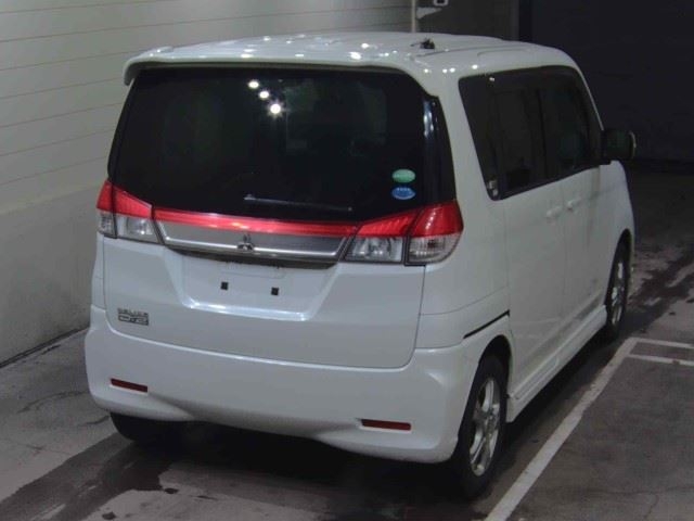 MITSUBISHI DELICA D:2