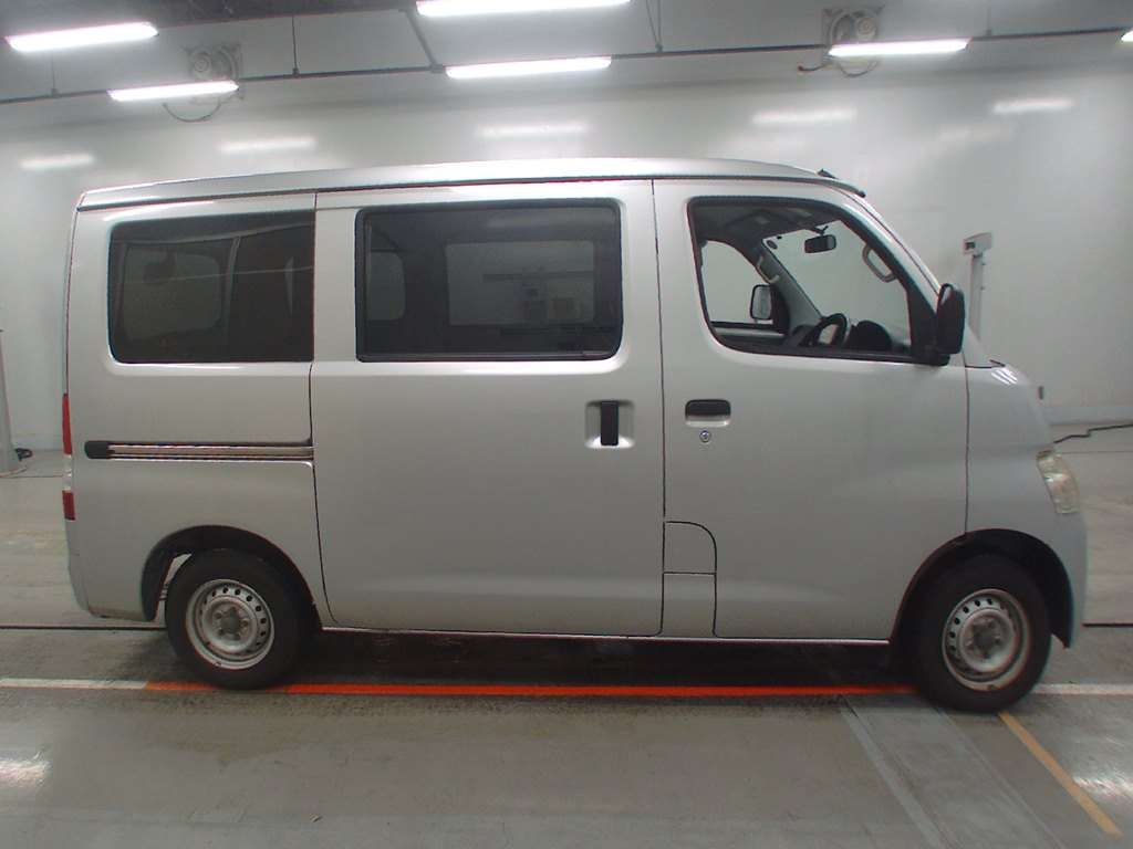 TOYOTA LITE ACE