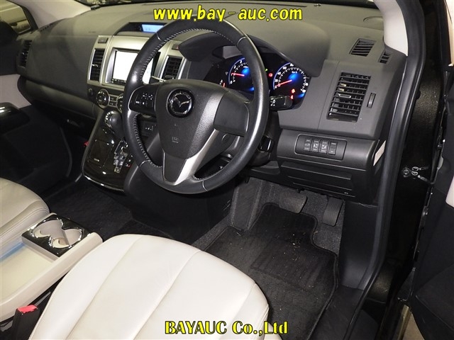MAZDA MPV