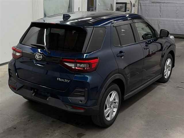 DAIHATSU ROCKY