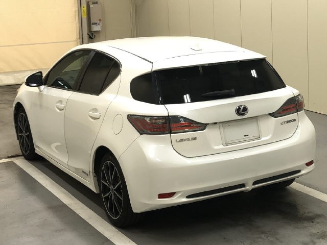 LEXUS CT200H
