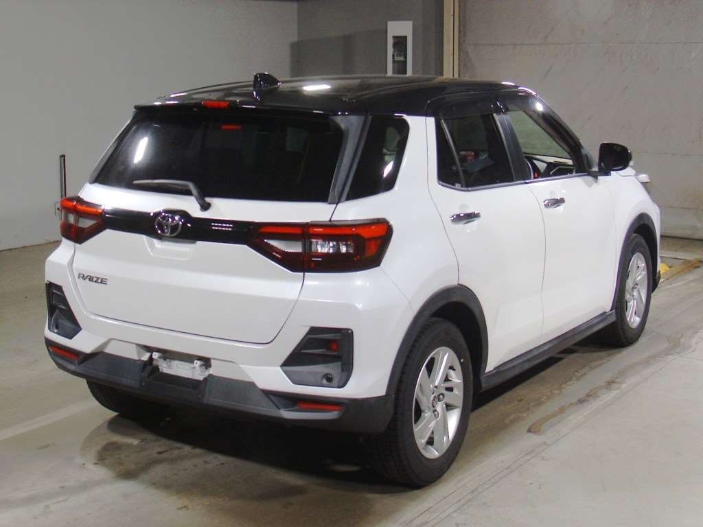 TOYOTA RAIZE