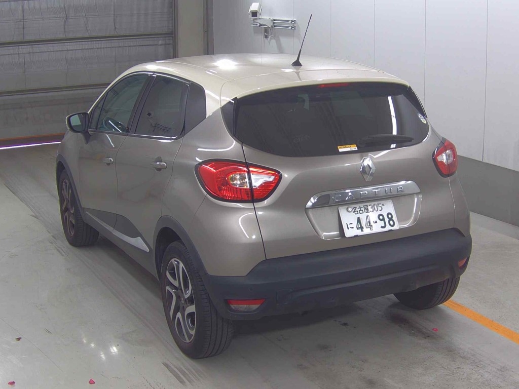 RENAULT CAPTUR