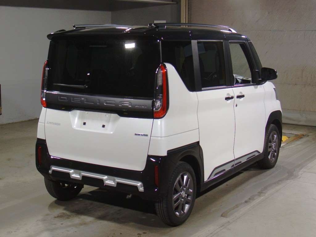 MITSUBISHI DELICA MINI