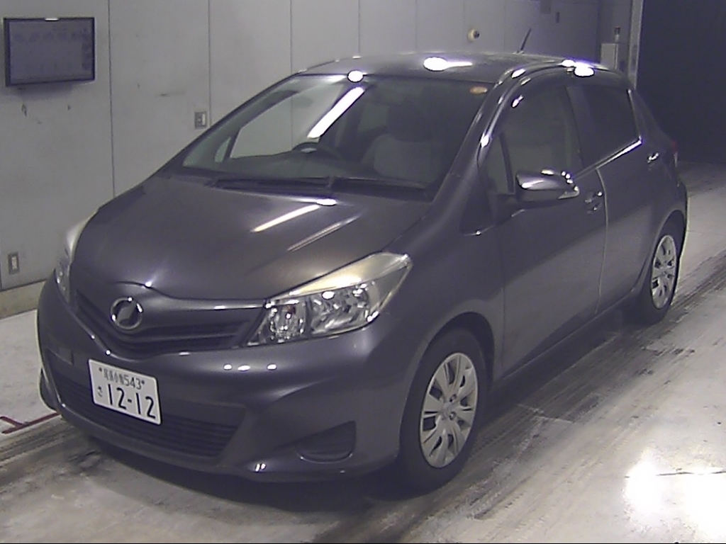 TOYOTA VITZ