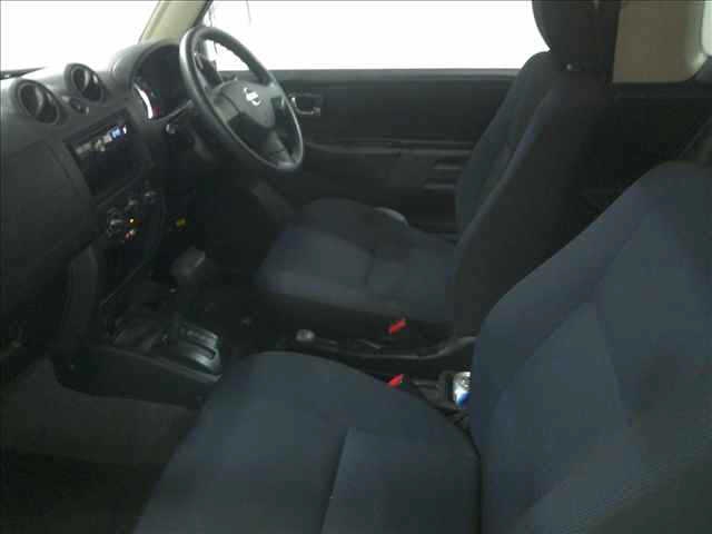 NISSAN KIX
