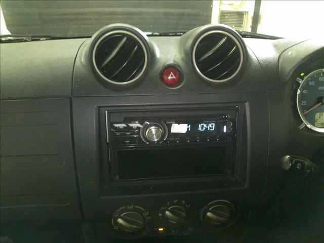 NISSAN KIX