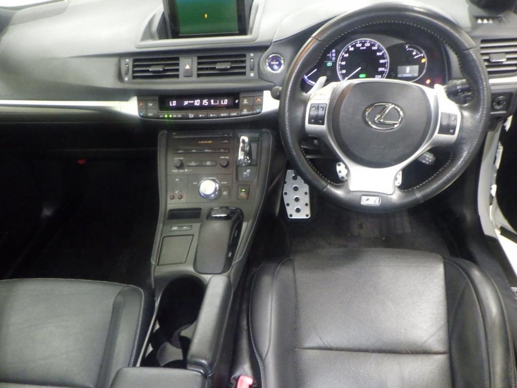 LEXUS CT200H