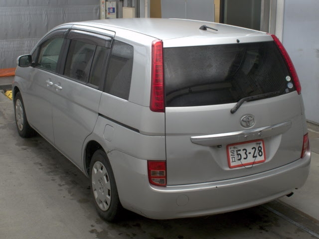 TOYOTA ISIS