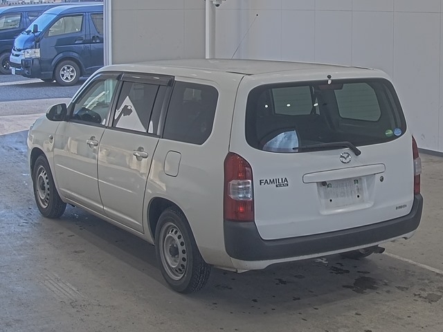 MAZDA FAMILIA
