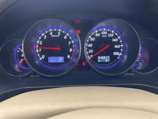 NISSAN FUGA