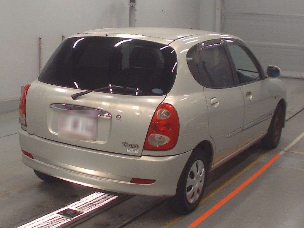 TOYOTA DUET